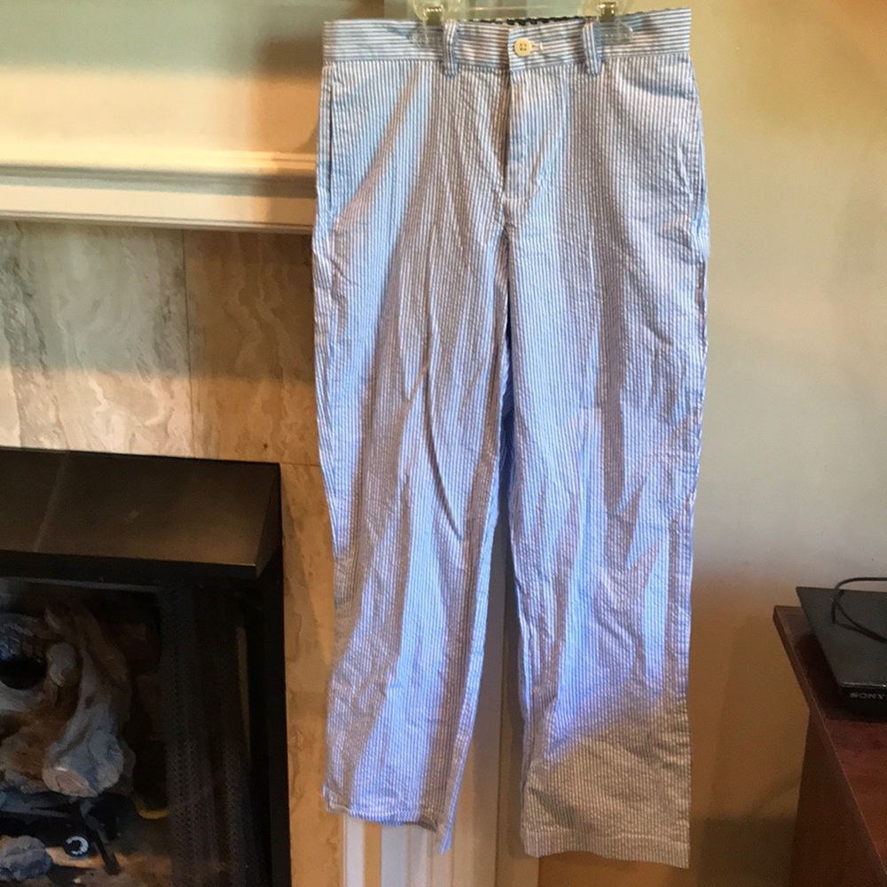 Vineyard Vines seersucker chinos Boys size 10